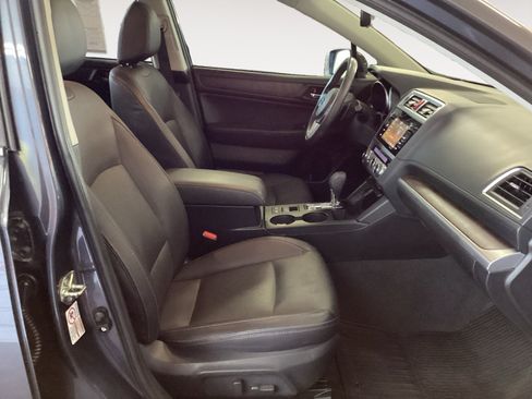 Used 2017 Subaru Outback 2.5i Limited AWD/4WD image 15