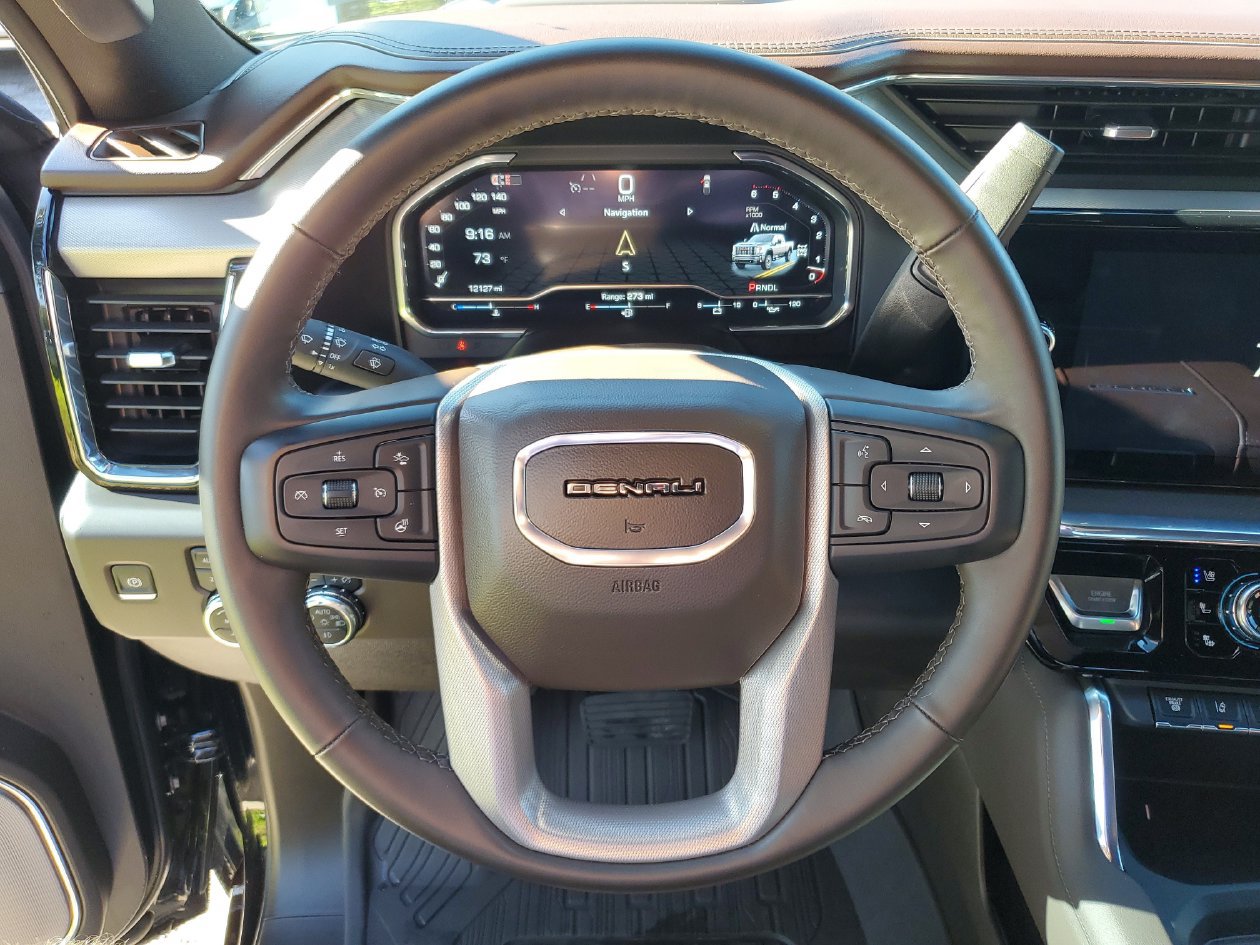 Used 2024 GMC Sierra 2500 Denali w/ Technology Package AWD/4WD image 21