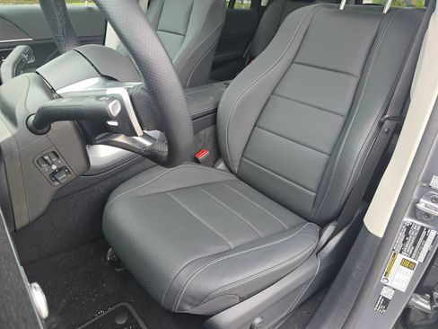 Certified 2026 Mercedes-Benz GLS 450 4MATIC image 26