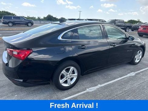 Used 2024 Chevrolet Malibu LT FWD image 16