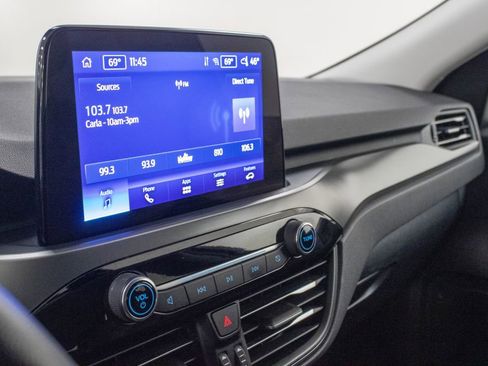 Used 2025 Ford Escape Active image 13