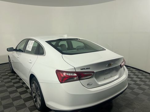 Used 2022 Chevrolet Malibu LT FWD image 5