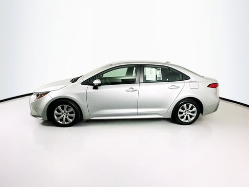 Used 2024 Toyota Corolla LE FWD image 4
