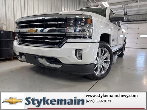 Used 2017 Chevrolet Silverado 1500 High Country AWD/4WD image 36