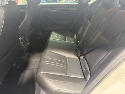Used 2019 Honda Accord Touring image 24