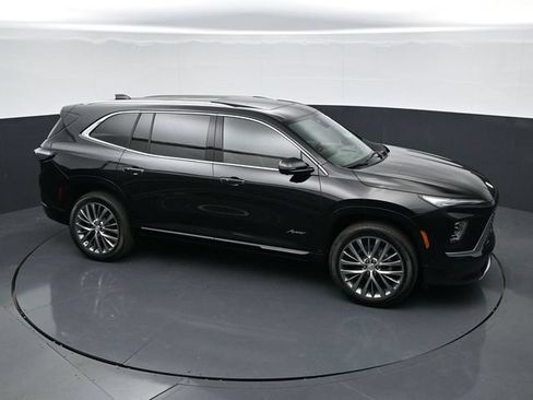 Used 2026 Buick Enclave Avenir w/ Super Cruise Package AWD/4WD image 35