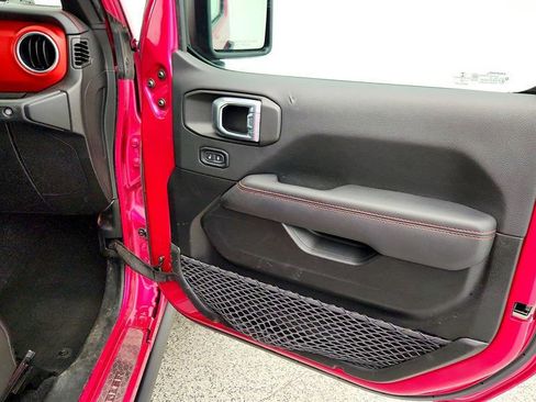 Used 2022 Jeep Wrangler Unlimited Rubicon w/ LED Lighting Group image 27