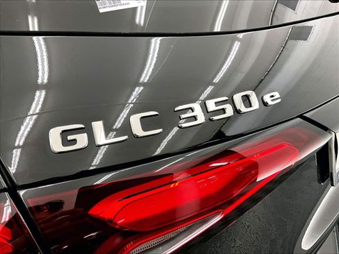 Certified 2025 Mercedes-Benz GLC 350e 4MATIC image 32