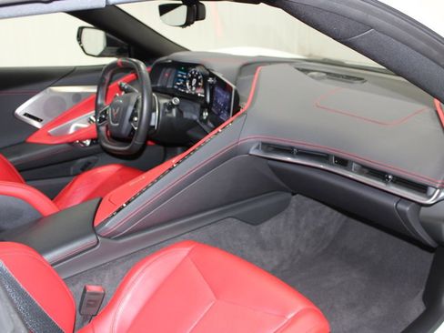 Used 2023 Chevrolet Corvette Stingray Preferred Conv w/ Z51 Performance Package RWD image 26