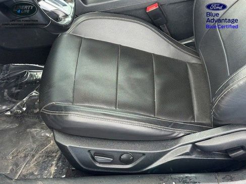 Used 2023 Ford Mustang Premium image 34