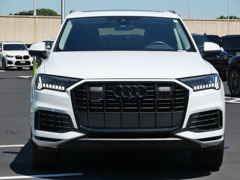 Used 2024 Audi Q7 3.0T Premium Plus AWD/4WD image 8