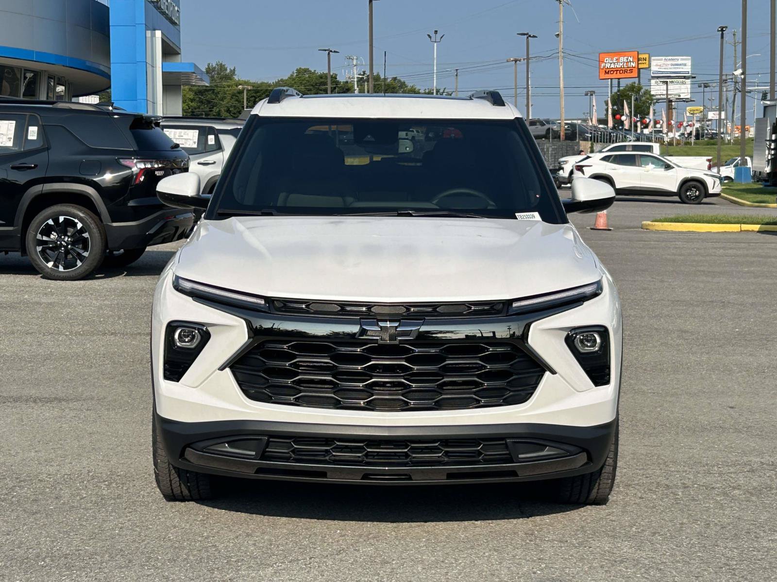 New 2026 Chevrolet TrailBlazer ACTIV w/ Convenience Package AWD/4WD image 2