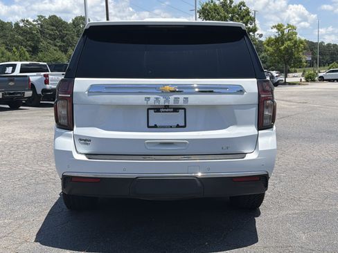 Used 2022 Chevrolet Tahoe LT w/ Luxury Package RWD image 11