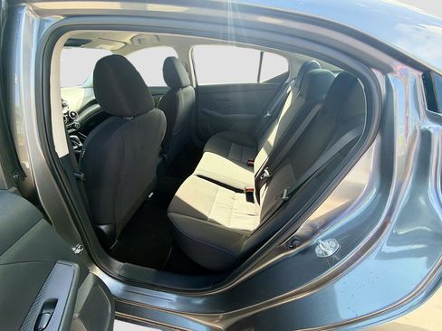 Used 2025 Nissan Sentra SV image 22