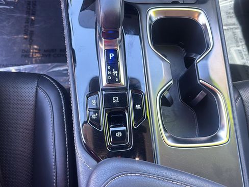 Used 2025 Lexus NX 350h AWD w/ Premium Package image 15