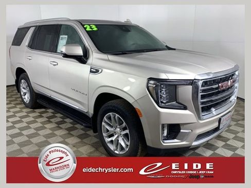 Used 2023 GMC Yukon SLT image 1