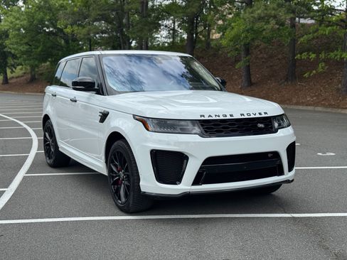 Used 2020 Land Rover Range Rover Sport SVR AWD/4WD image 16