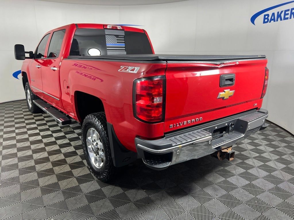 Used 2015 Chevrolet Silverado 2500 LTZ AWD/4WD image 3