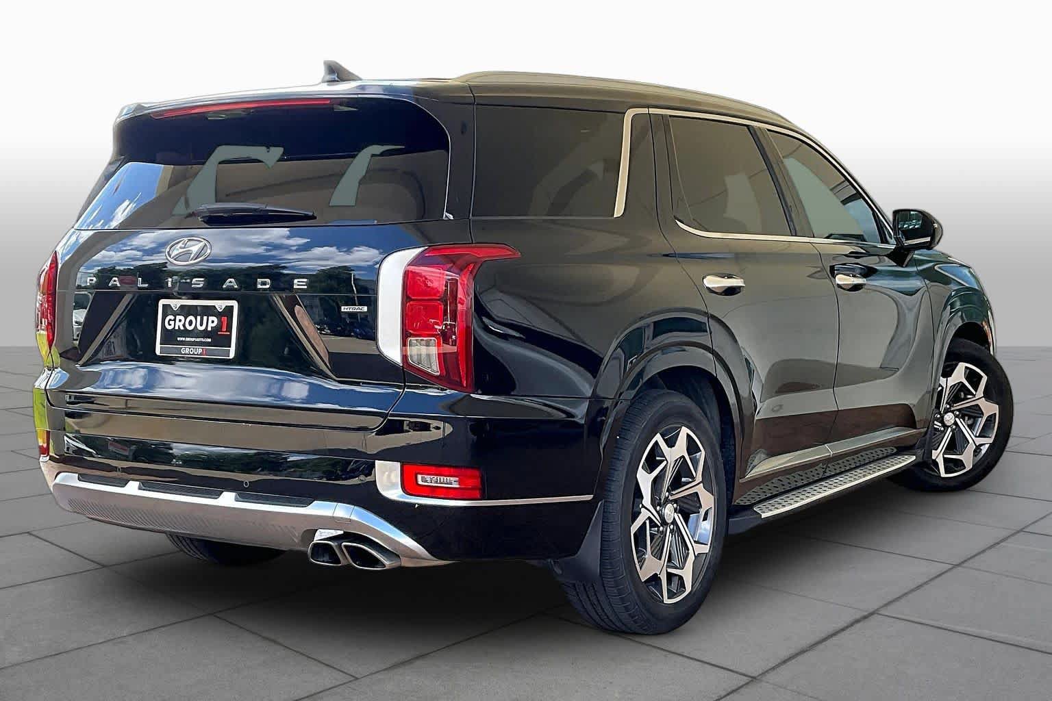 Used 2021 Hyundai Palisade Calligraphy w/ Cargo Package AWD/4WD image 12