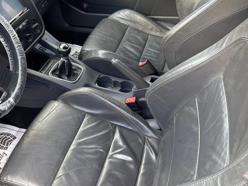 Used 2007 Volkswagen Rabbit 2-Door image 7