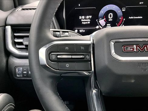 Used 2026 GMC Terrain Elevation w/ Elevation Premium Package FWD image 23