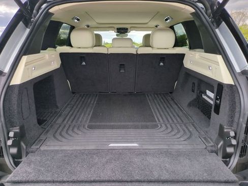 Used 2023 Land Rover Range Rover SE AWD/4WD image 16