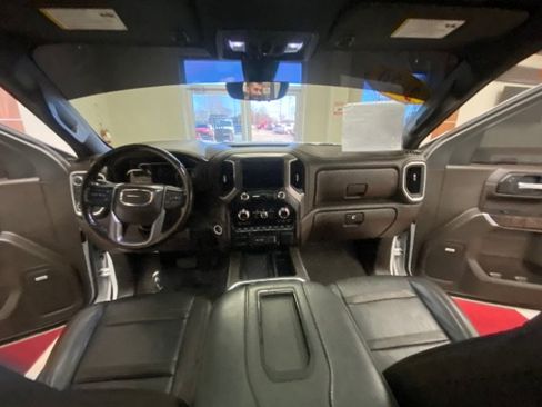 Used 2020 GMC Sierra 1500 Denali w/ Denali Ultimate Package AWD/4WD image 21