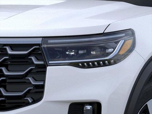 New 2026 Ford Explorer Platinum w/ LUX Leather Package AWD/4WD image 18