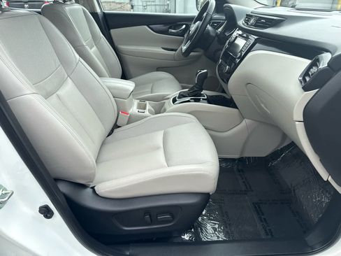 Used 2022 Nissan Rogue Sport SL w/ Premium Package AWD/4WD image 12