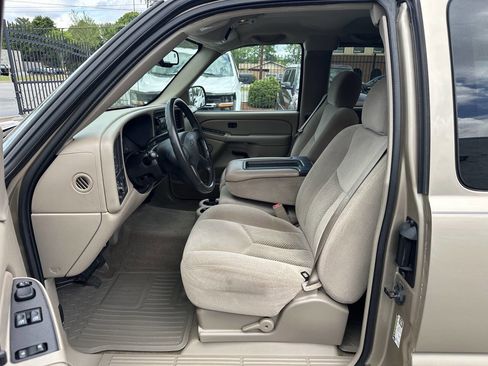 Used 2004 Chevrolet Silverado 1500 LS w/ Light Duty Power Package RWD image 11
