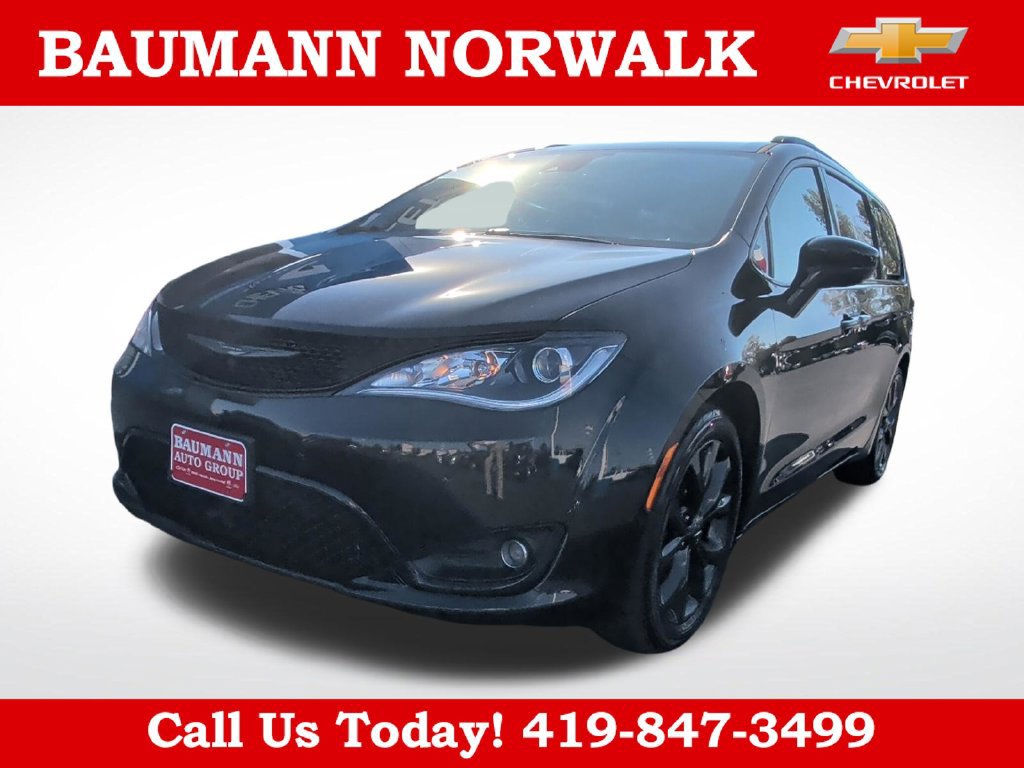 Used 2018 Chrysler Pacifica Touring-L w/ Advanced Safetytec Group FWD image 43
