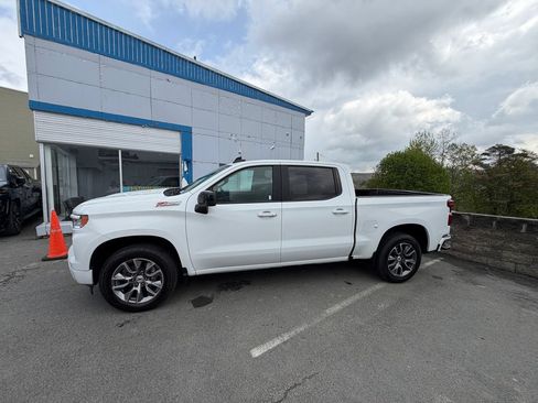 Used 2023 Chevrolet Silverado 1500 RST w/ Z71 Off-Road Package AWD/4WD image 2