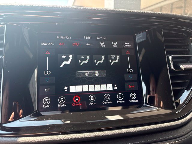 Used 2022 Dodge Durango GT AWD/4WD image 11