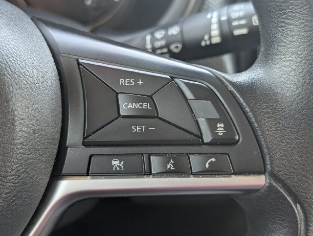 Used 2023 Nissan Kicks SV FWD image 23