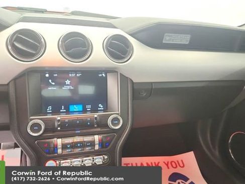 Used 2016 Ford Mustang GT Premium image 16