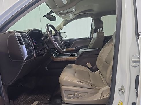 Used 2018 Chevrolet Silverado 1500 LTZ image 14