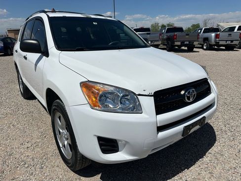 Used 2012 Toyota RAV4 4WD w/ Value Pkg image 2