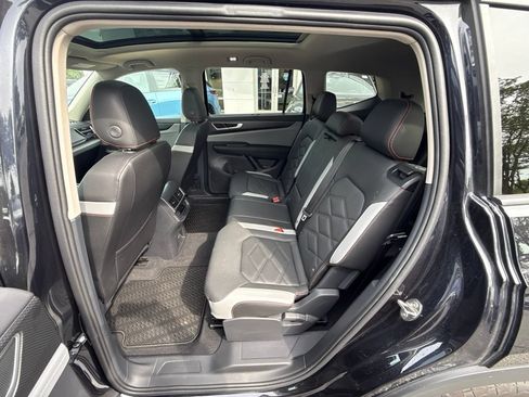 Used 2026 Volkswagen Atlas Peak Edition AWD/4WD image 19