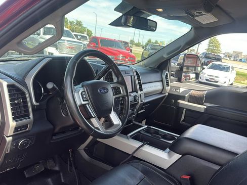 Used 2019 Ford F350 Lariat w/ Lariat Ultimate Package AWD/4WD image 12