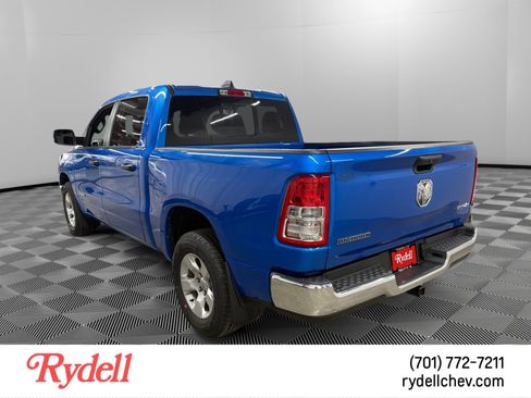 Used 2024 RAM 1500 Big Horn AWD/4WD image 3