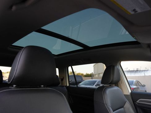 Used 2021 Volkswagen Atlas SEL FWD image 23