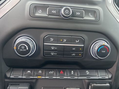 Used 2023 Chevrolet Silverado 1500 Custom Trail Boss w/ LPO, Dark Essentials Package image 21