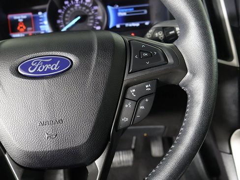 Used 2022 Ford Edge SEL w/ Convenience Package image 39