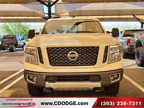 Used 2018 Nissan Titan PRO-4X w/ Pro-4x Convenience Package AWD/4WD image 2