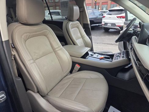 Used 2020 Lincoln Aviator Reserve w/ Equipment Group 201A image 39