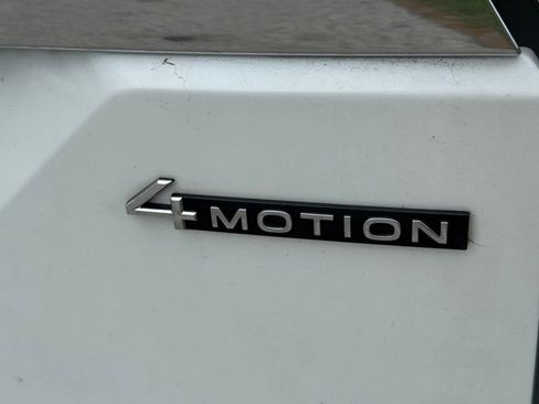 Used 2024 Volkswagen Atlas SEL Premium R-Line AWD/4WD image 11