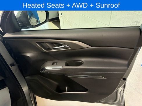 Used 2025 Chevrolet Traverse LT w/ Sun and Wheel Package AWD/4WD image 22