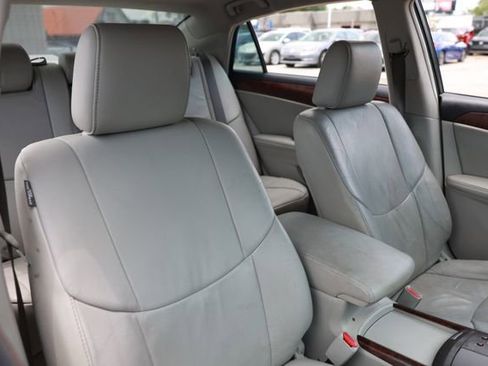 Used 2011 Toyota Avalon FWD image 19