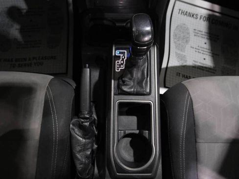 Used 2020 Toyota Tacoma TRD Sport image 27