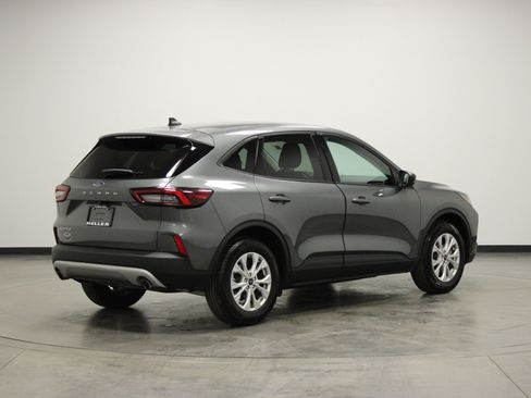 Used 2025 Ford Escape Active image 8